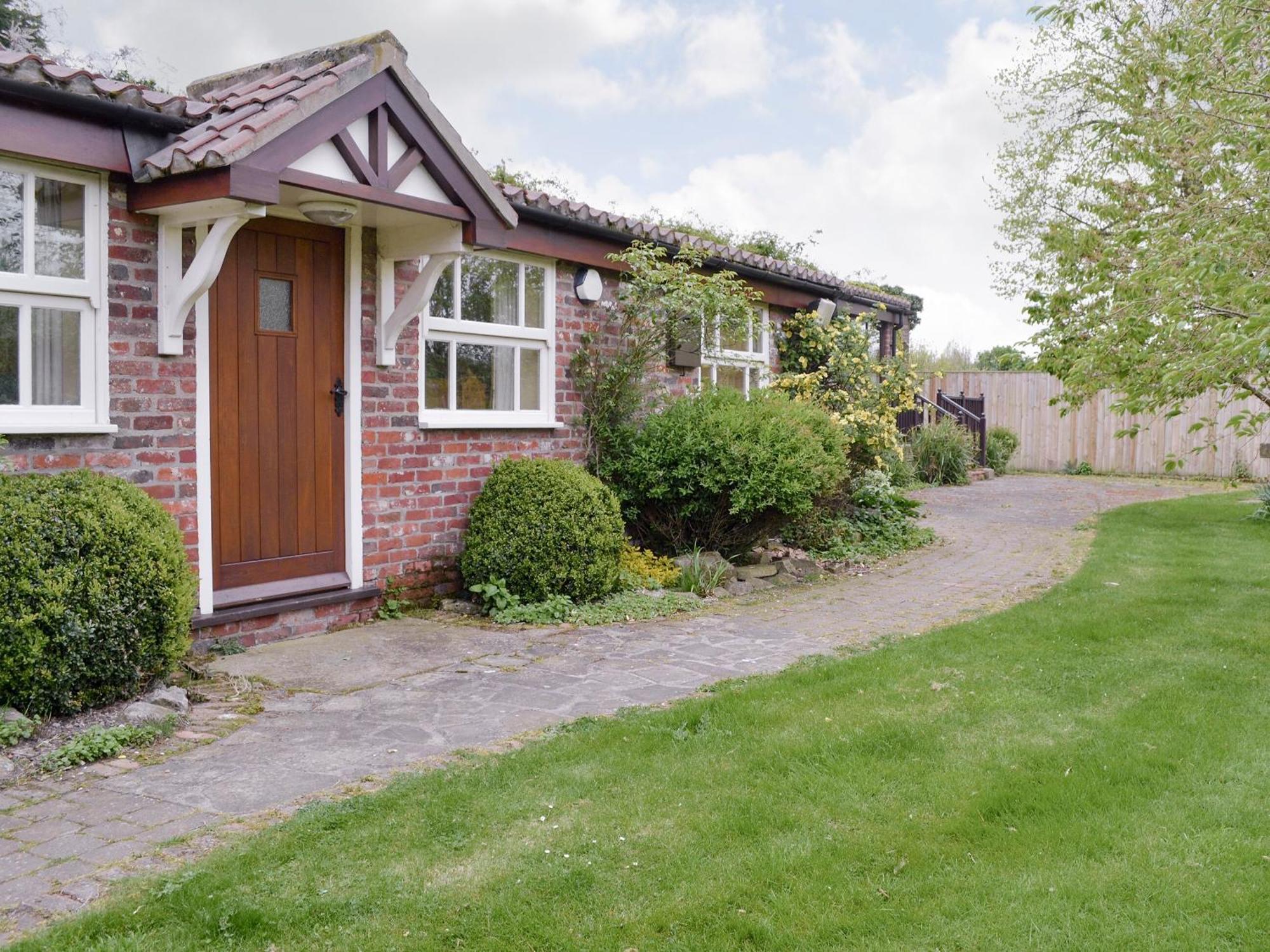 Ryehill Walled Garden Lodge מראה חיצוני תמונה